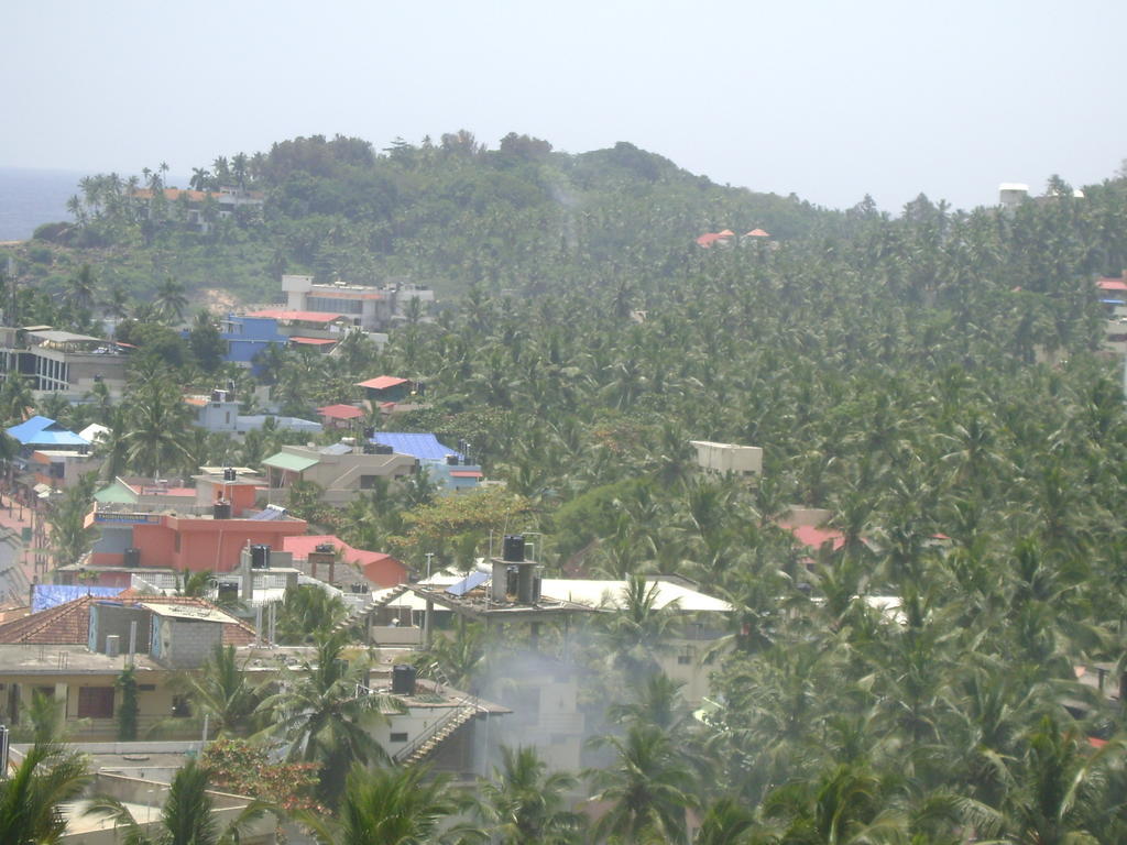 Sun Tara Beach Resort Kovalam Extérieur photo